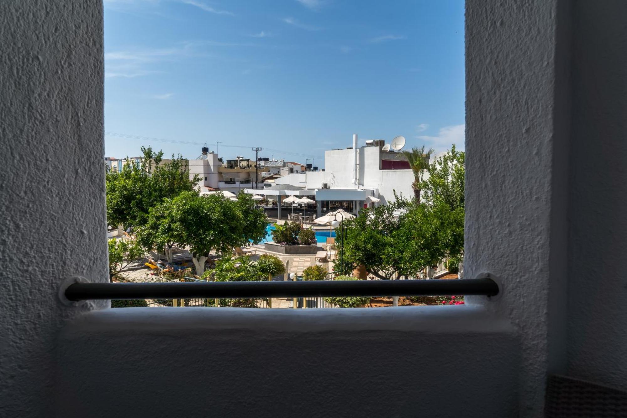 Hotel Malia Holidays Exterior foto